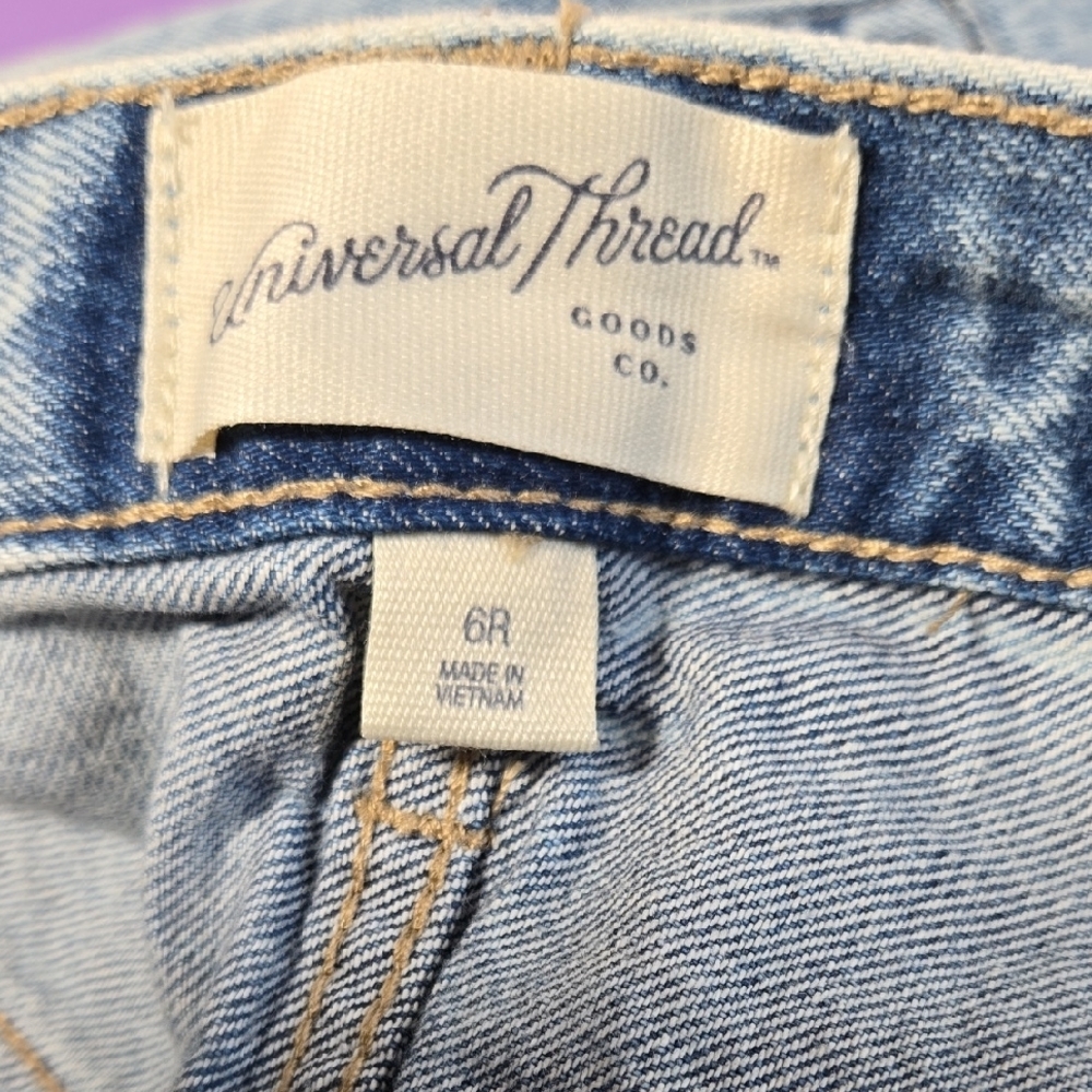 Universal Thread Light Blue Straight Leg Jeans - Picture 12 of 13